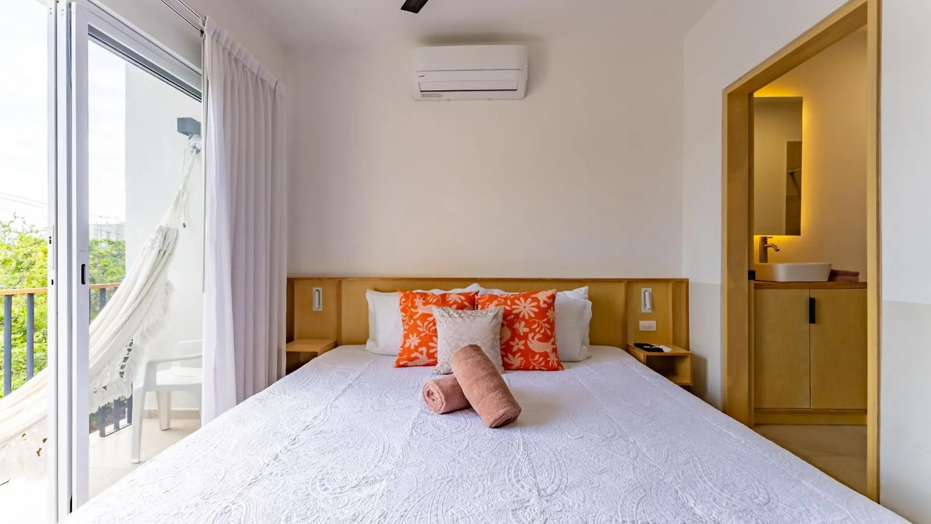 Bed Away Studios Cancún Apartment