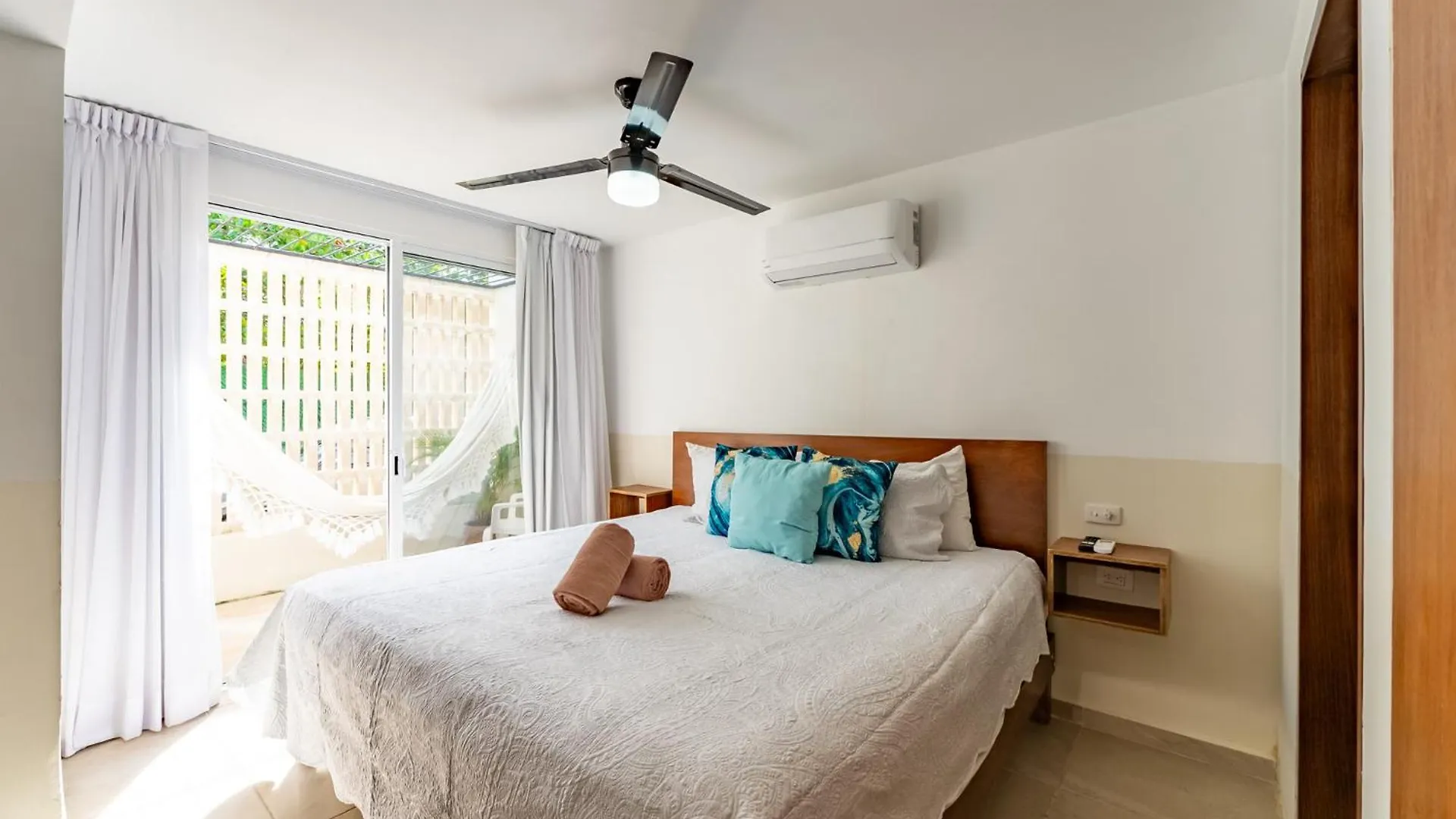 Bed Away Studios Cancun Apartment